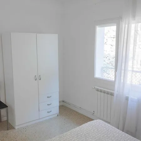 Cozy Old Town Apartment